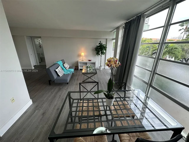 1400 Pennsylvania Ave # 30, Miami Beach FL 33139