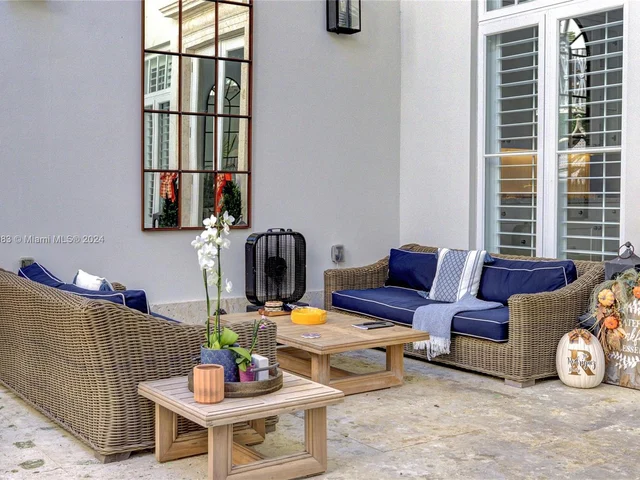 641 Almeria Ave # 641, Coral Gables FL 33134