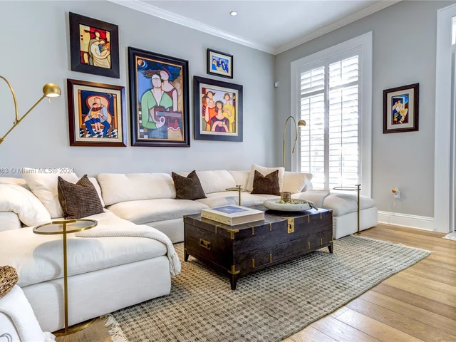 641 Almeria Ave # 641, Coral Gables FL 33134