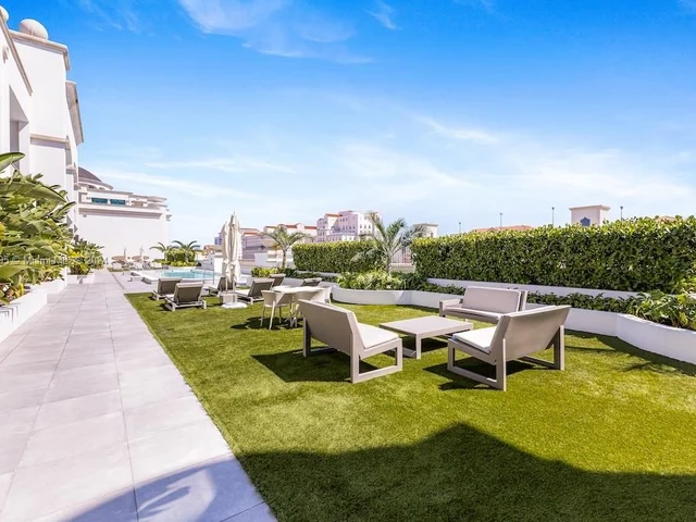 275 Giralda Ave # 6F, Coral Gables FL 33134