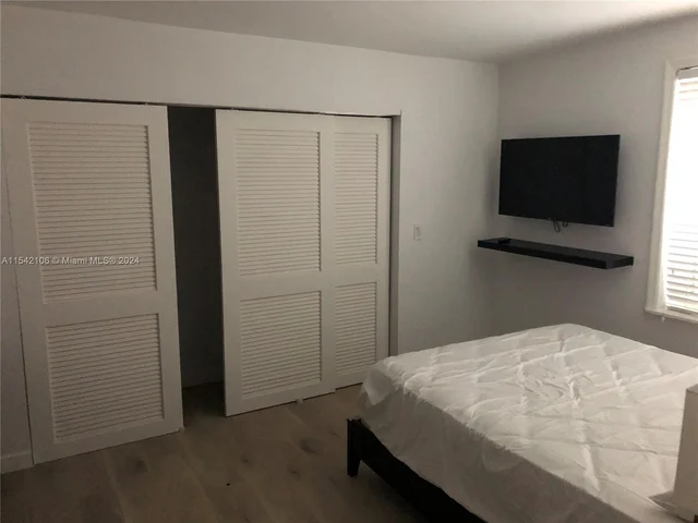 1308 Drexel Ave # 104, Miami Beach FL 33139