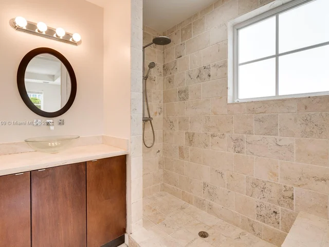 343 Madeira Ave # 349, Coral Gables FL 33134