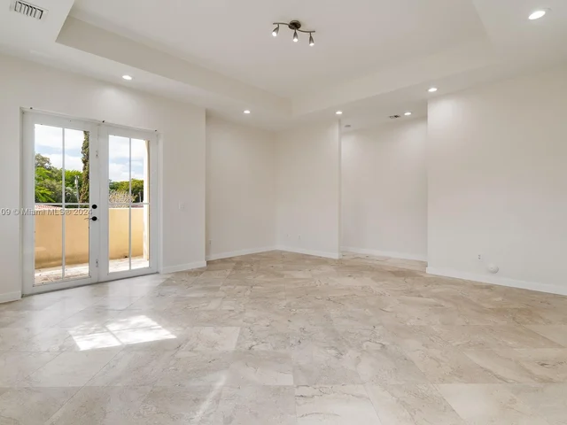 343 Madeira Ave # 349, Coral Gables FL 33134