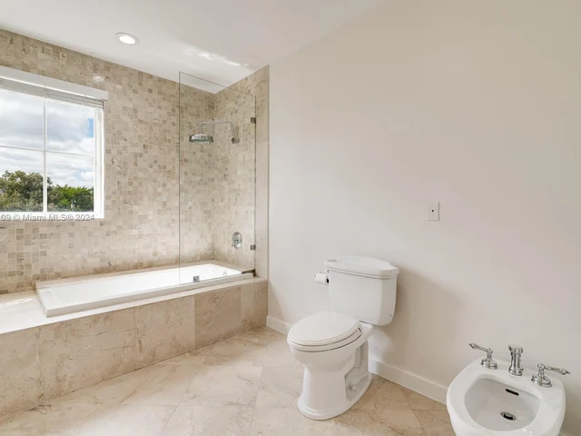 343 Madeira Ave # 349, Coral Gables FL 33134