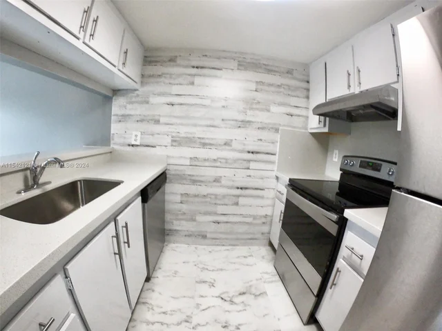 9827 NW 37th St # 4F, Sunrise FL 33351