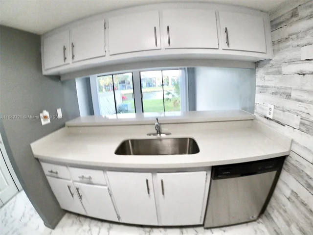 9827 NW 37th St # 4F, Sunrise FL 33351