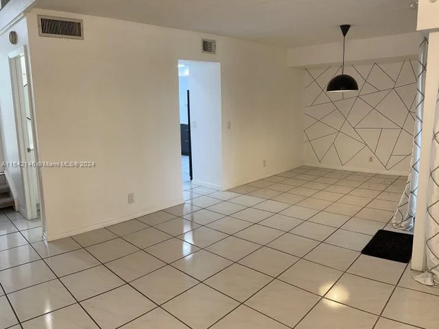 40 Chestnut Cir # 40, Cooper City FL 33026