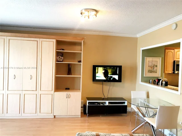 1965 S Ocean Dr # 16A, Hallandale Beach FL 33009