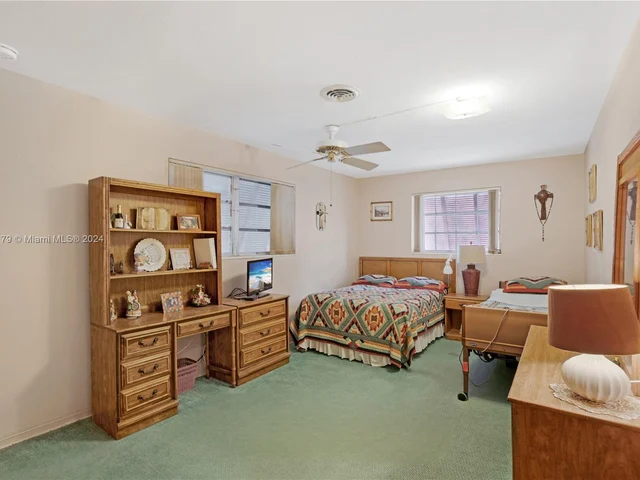 17305 SW 303rd St, Homestead FL 33030