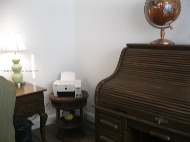 3755 Via Poinciana # 216, Lake Worth FL 33467