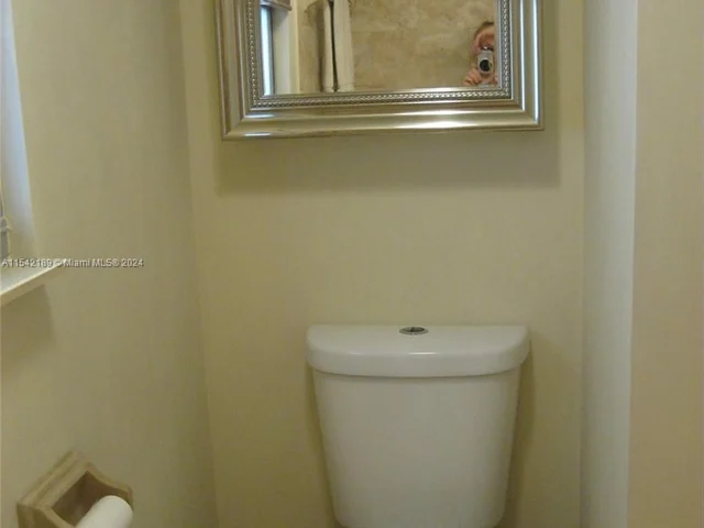 3755 Via Poinciana # 216, Lake Worth FL 33467