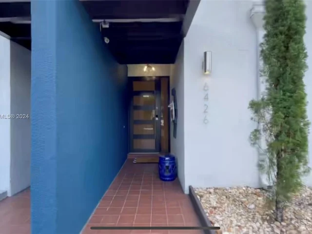 6426 Milk Wagon Ln # 6426, Miami Lakes FL 33014