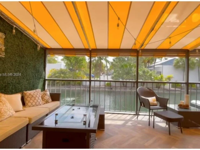 6426 Milk Wagon Ln # 6426, Miami Lakes FL 33014