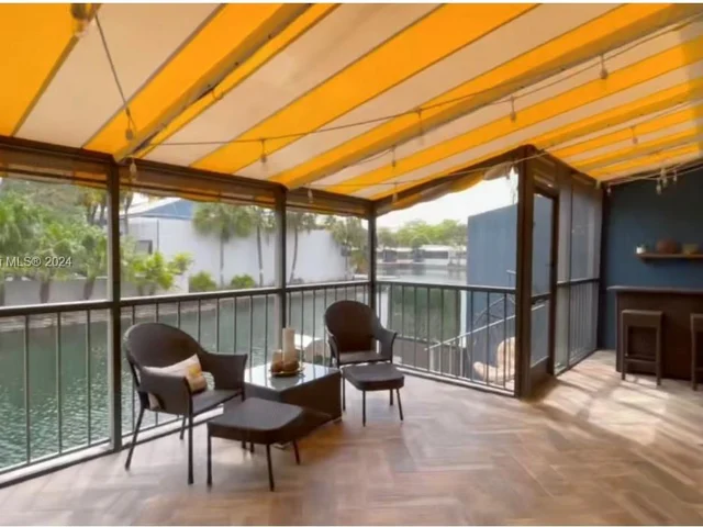 6426 Milk Wagon Ln # 6426, Miami Lakes FL 33014