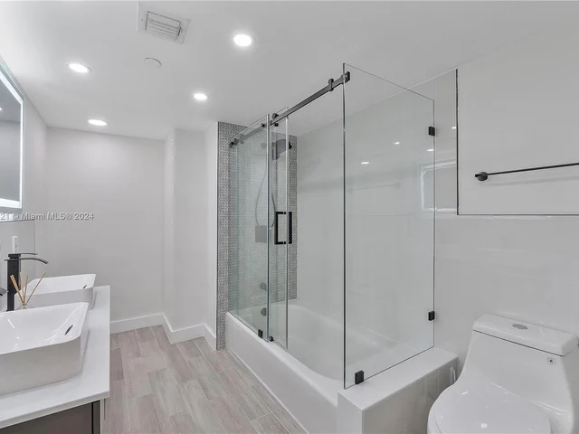 8911 Collins Ave # 404, Surfside FL 33154