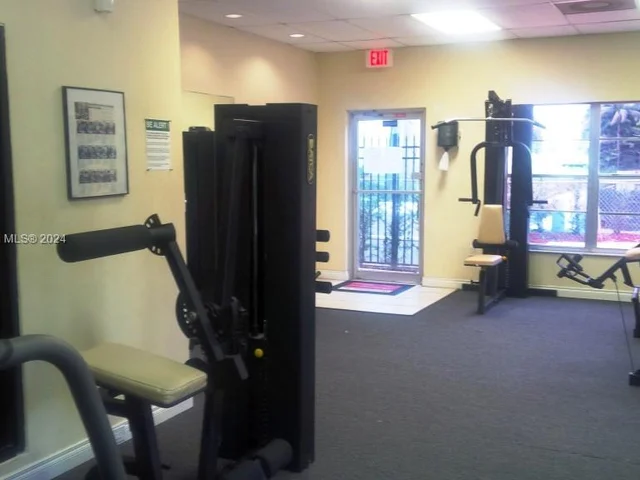 701 N PINE ISLAND RD # 101, Plantation FL 33324