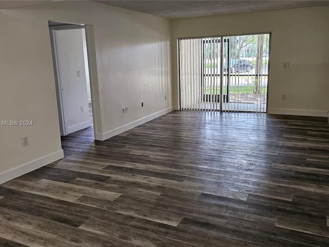 701 N PINE ISLAND RD # 101, Plantation FL 33324