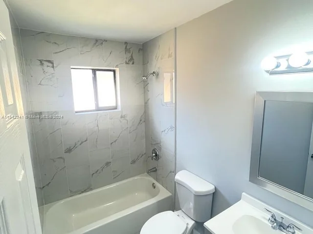 25041 SW 124th Pl, Homestead FL 33032