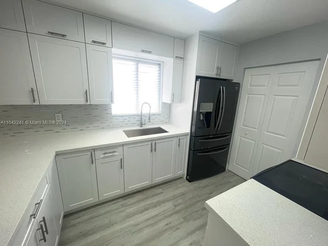 25041 SW 124th Pl, Homestead FL 33032