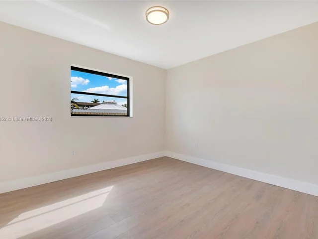 11360 NW 29th Pl, Sunrise FL 33323