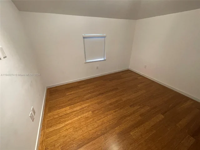 621 W Dilido Dr, Miami Beach FL 33139