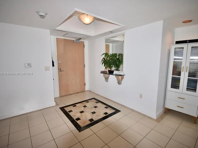 16445 Collins Ave # 1528, Sunny Isles Beach FL 33160
