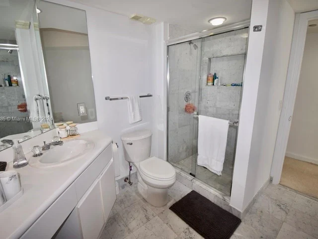 16445 Collins Ave # 1528, Sunny Isles Beach FL 33160