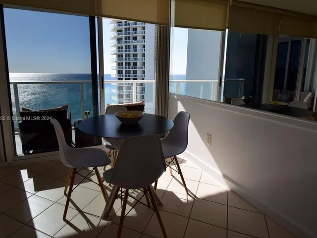 16445 Collins Ave # 1528, Sunny Isles Beach FL 33160