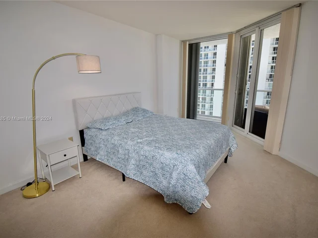 16445 Collins Ave # 1528, Sunny Isles Beach FL 33160