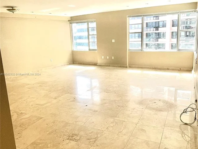5255 Collins Ave # 7B, Miami Beach FL 33140