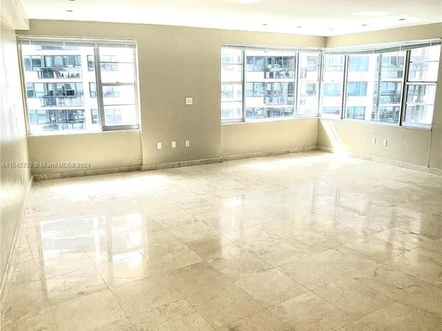 5255 Collins Ave # 7B, Miami Beach FL 33140