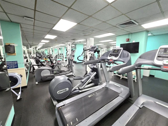 5255 Collins Ave # 7B, Miami Beach FL 33140