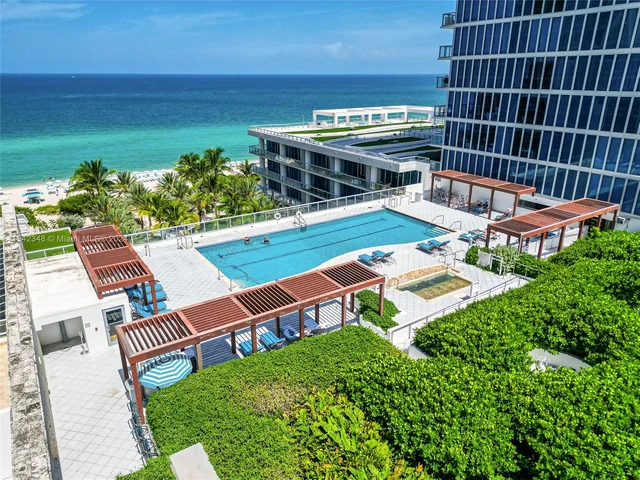6801 Collins Ave # 608, Miami Beach FL 33141