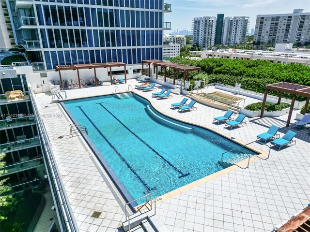 6801 Collins Ave # 608, Miami Beach FL 33141