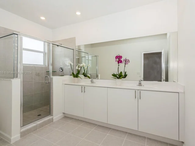 16245 SW 288th Ter, Homestead FL 33033