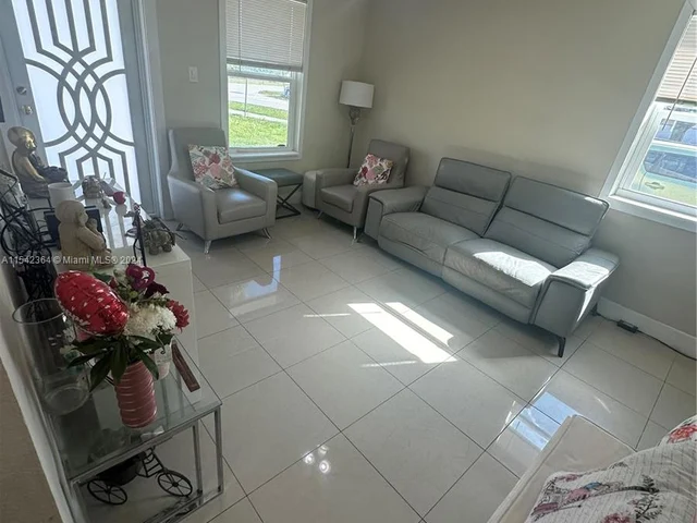 3001 NW 164th Ter, Miami Gardens FL 33054