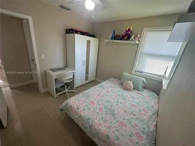 3001 NW 164th Ter, Miami Gardens FL 33054