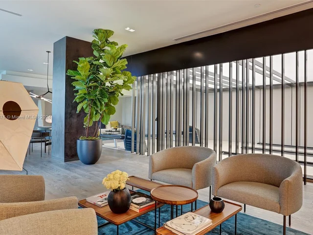 650 NE 32 St # 4501, Miami FL 33137