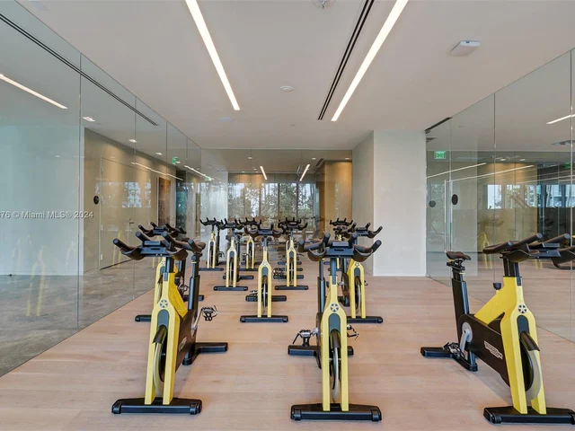 650 NE 32 St # 4501, Miami FL 33137