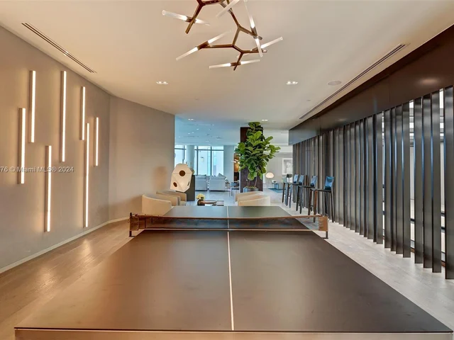 650 NE 32 St # 4501, Miami FL 33137