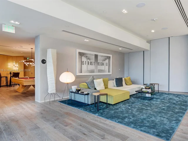 650 NE 32 St # 4501, Miami FL 33137