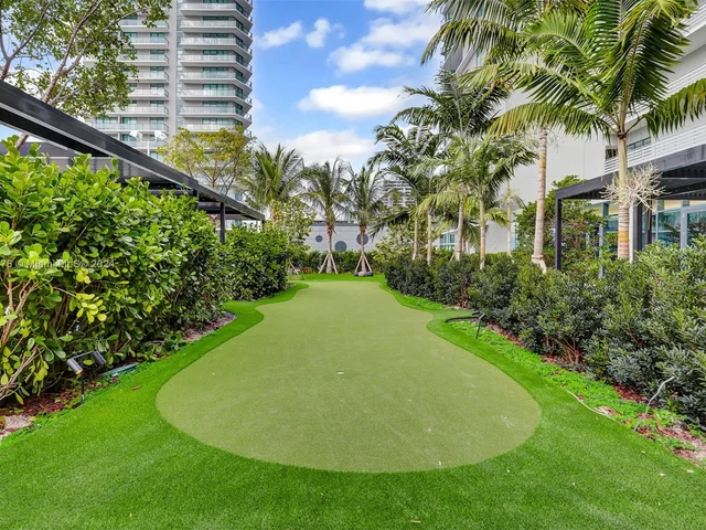 650 NE 32 St # 4501, Miami FL 33137