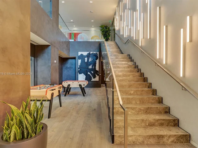 650 NE 32 St # 4501, Miami FL 33137