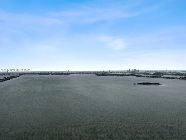 650 NE 32 St # 4501, Miami FL 33137