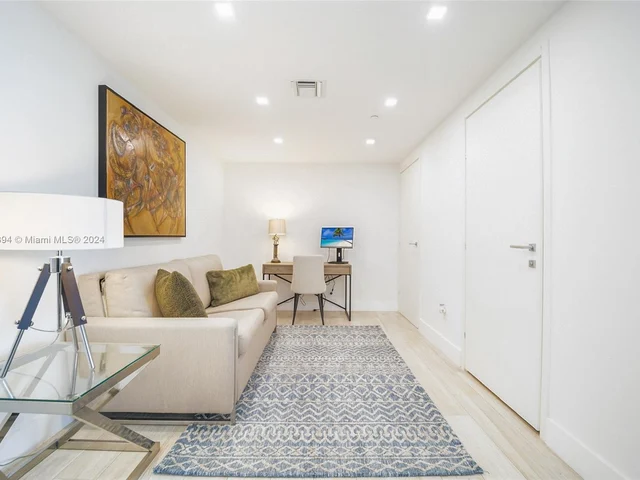 1300 Brickell Bay Dr # 3004, Miami FL 33131