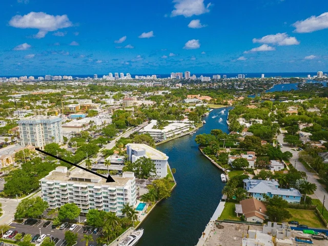 800 SE 4th St # 302, Fort Lauderdale FL 33301