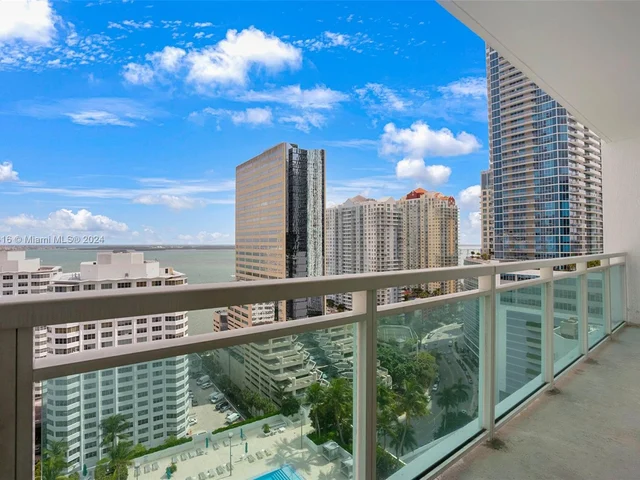 951 Brickell Ave # 2204, Miami FL 33131