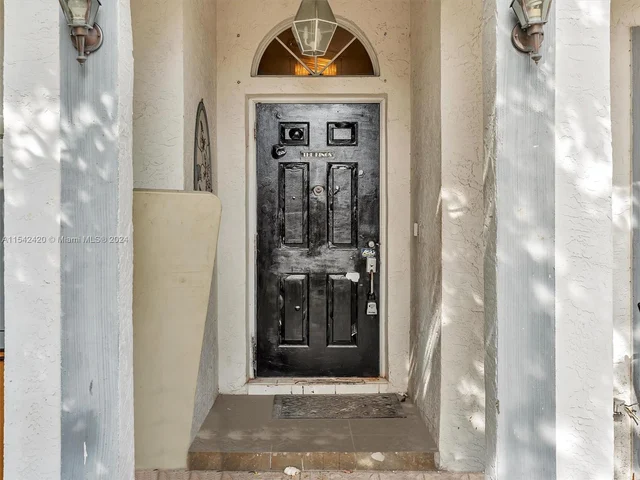 2111 NW 76th Ave, Margate FL 33063