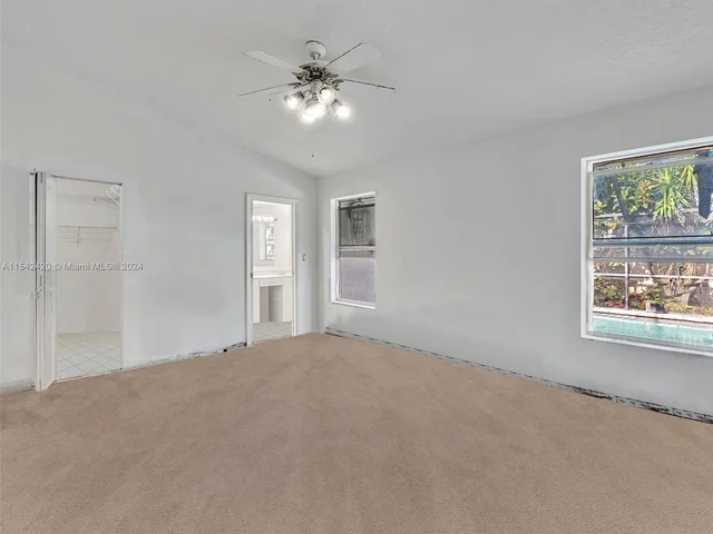 2111 NW 76th Ave, Margate FL 33063