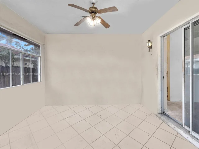 2111 NW 76th Ave, Margate FL 33063